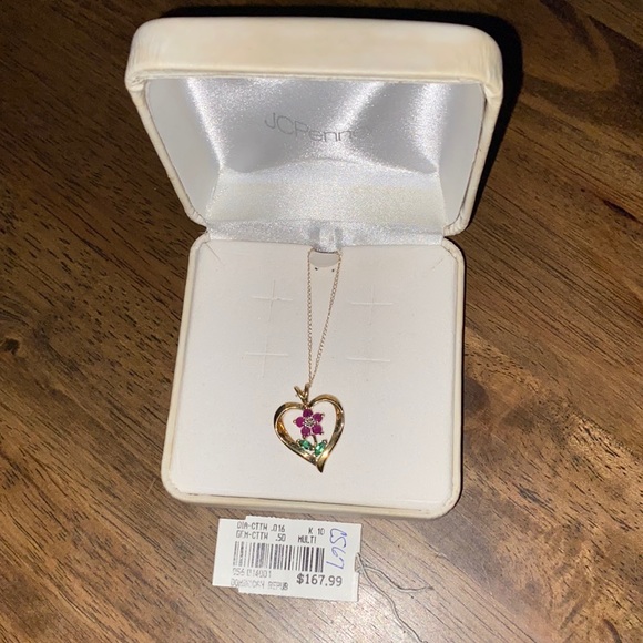 jcpenney Jewelry - Vintage - Discontinued - Diamond flower necklace